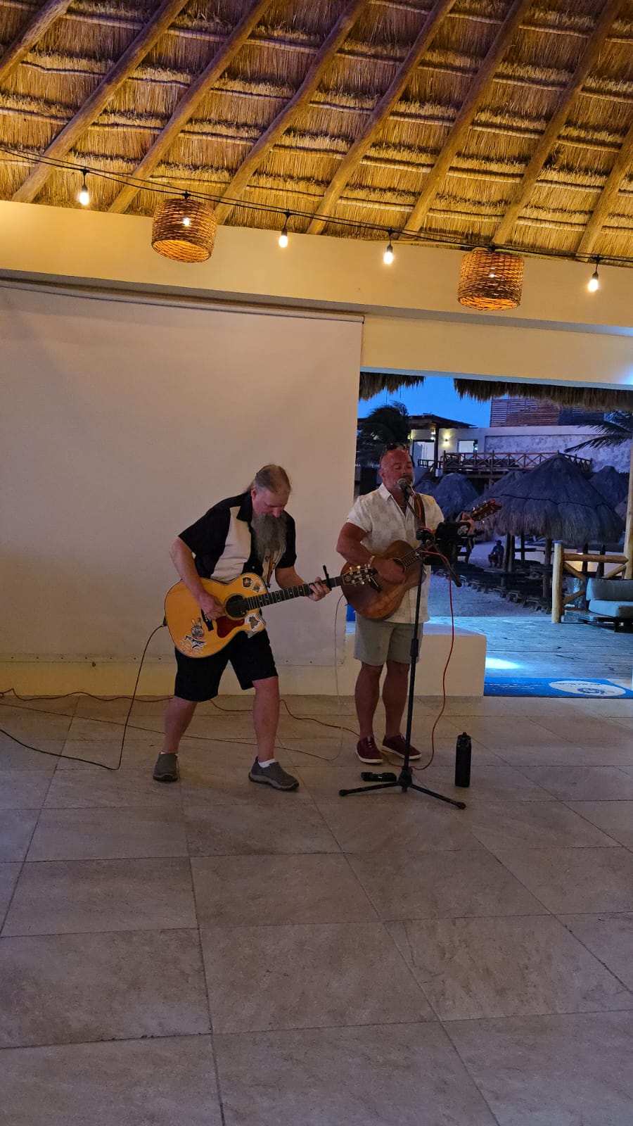 Band Performance Isla Mujeres
